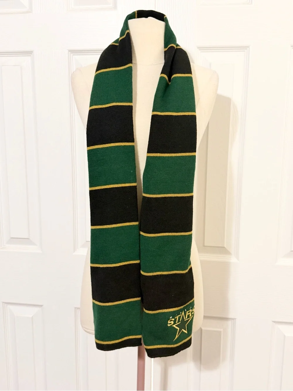 Dallas Stars Black & Green Striped Knit Scarf